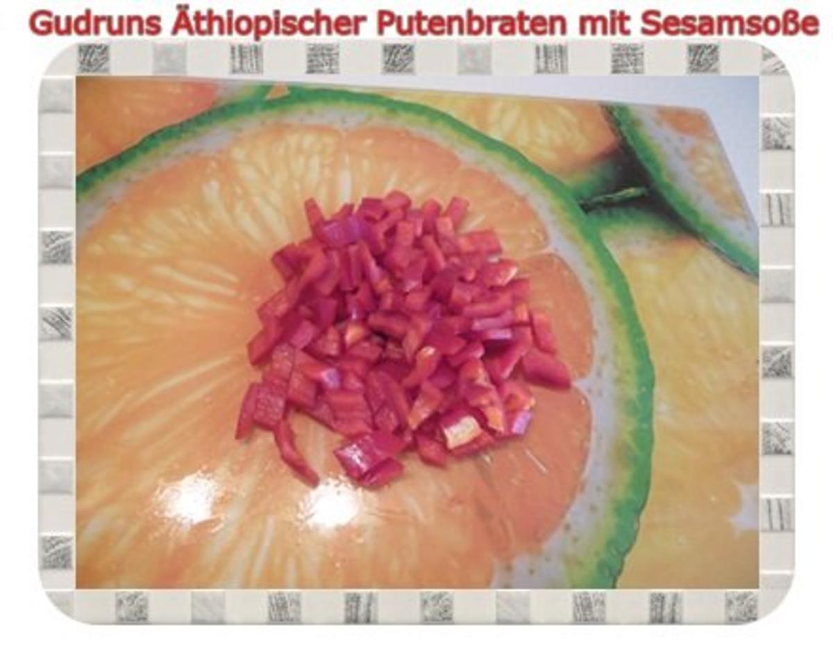 Geflügel: Äthiopischer Putenbraten mit Kartoffelspalten und Tomaten-Sesamsoße - Rezept - Bild Nr. 14