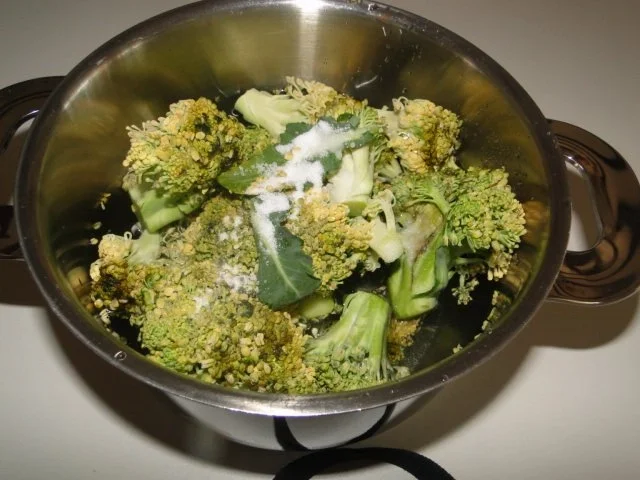 Krakauer mit Brokkoli und Kartoffeln, nicht Haute Cuisine, aber lecker - Rezept - Bild Nr. 3