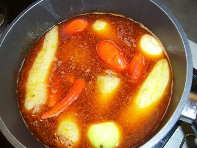 Gelbe Spitzpaprika mit Kräuterhack an Salzkartoffeln - Rezept - Bild Nr. 8