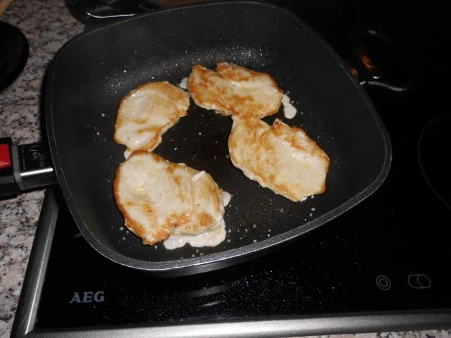 Rezept: Hähnchenfiletscheibe in Marsalasoße>> Bild Nr. 3 Hähnchenfiletscheibe in Marsalasoße>> - Rezept - Bild Nr. 3