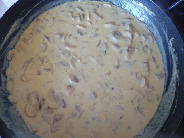 Rezept: Vegetarisches - Champignons-Curry-Nudeln Bild Nr. 7 Vegetarisches - Champignons-Curry-Nudeln - Rezept - Bild Nr. 7