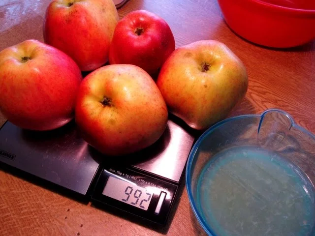 Butter-Apfelkuchen mit Mandelhäubchen - Rezept - Bild Nr. 2