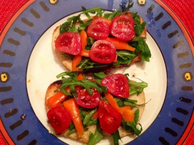 Crostini mit Tomaten und Mozzarella - Rezept - Bild Nr. 7