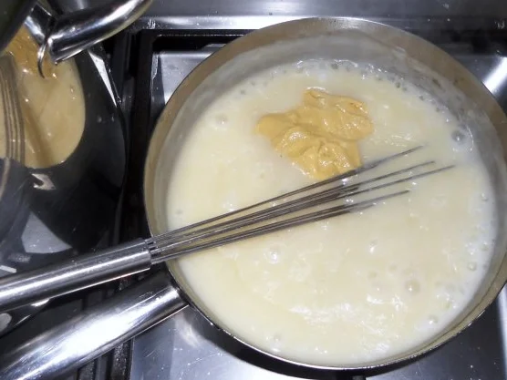 Gebackener Blumenkohl auf Senfbèchamel à la "Oòrndrasch" (Rzpt. um 1980) - Rezept - Bild Nr. 16