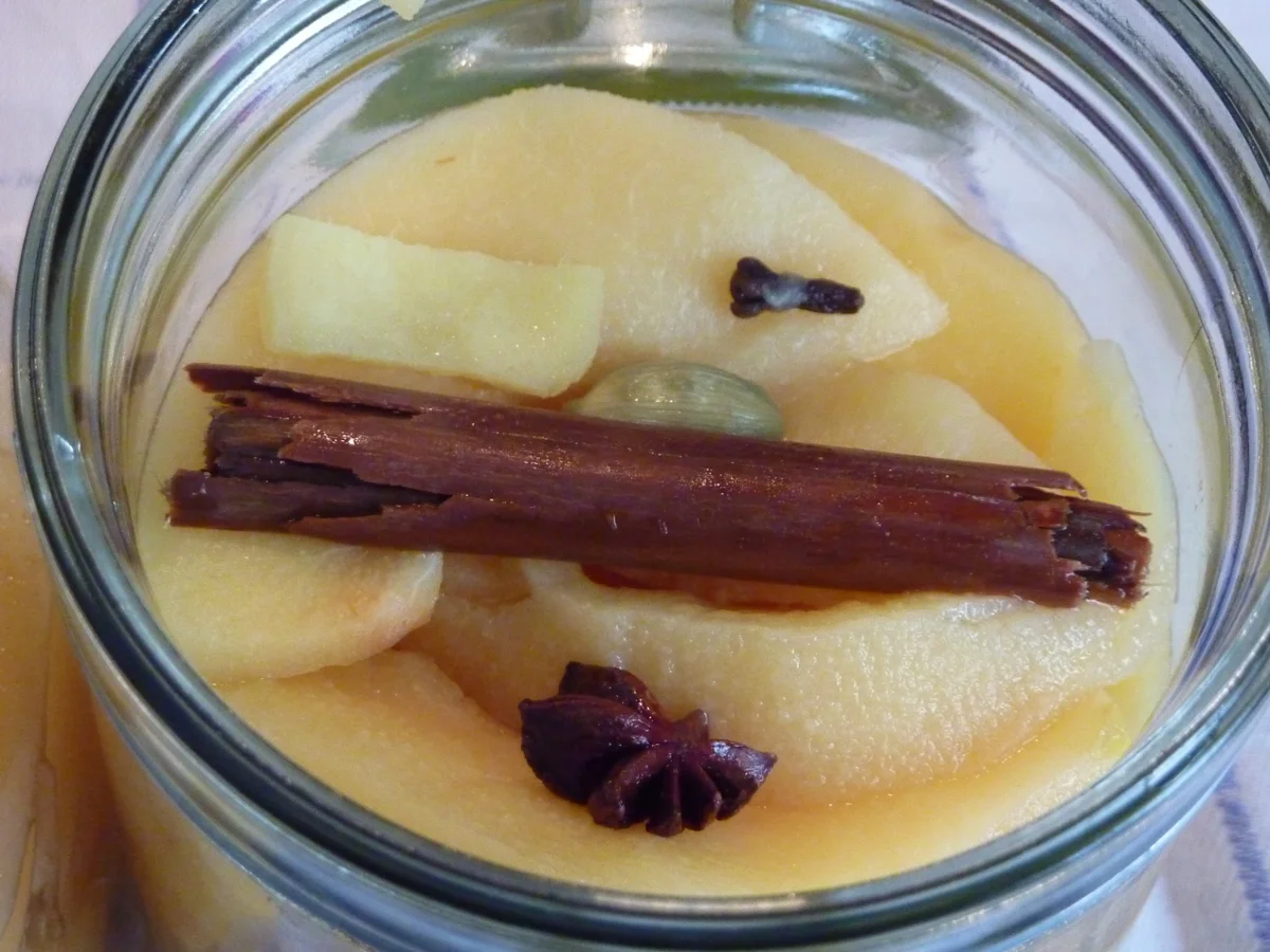 Rezept: QuittenKompott Bild Nr. 1832 QuittenKompott - Rezept - Bild Nr. 1832