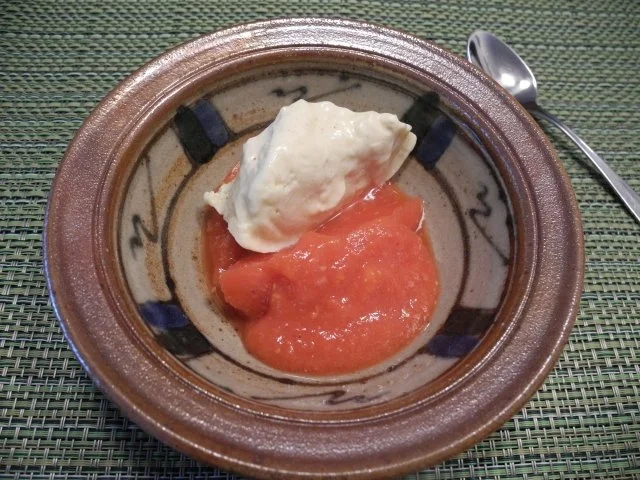 Geeister Budwig-Quark an geeistem Obstmus - Rezept