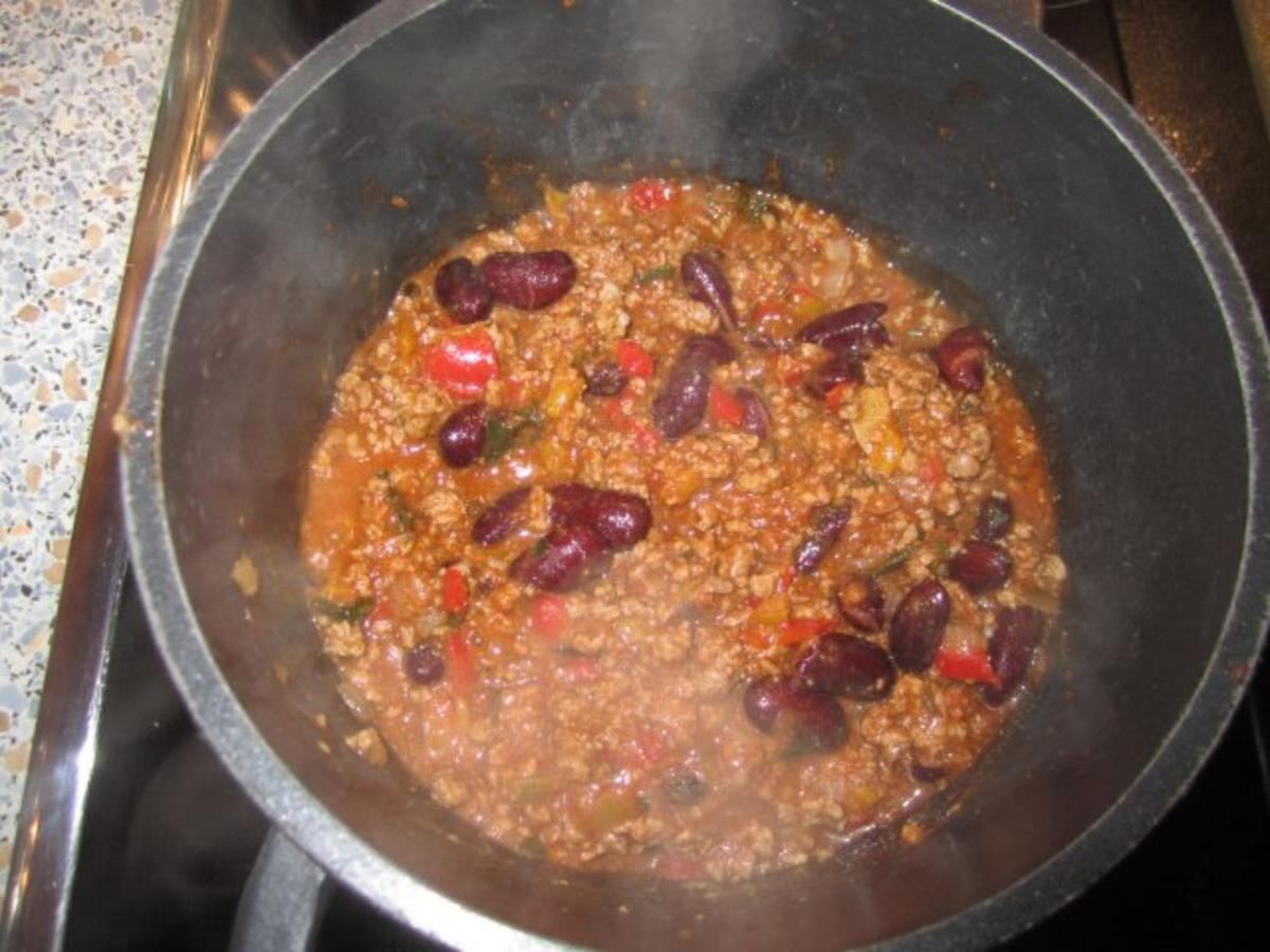 Tortillas mit Rindfleisch-Bohnen-Füllung - Rezept - kochbar.de