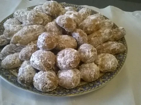 Rezept: Erdnuss Ghribias Erdnuss Ghribias - Rezept