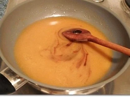 Hähnchenschenkel mit Kartoffelklöße und Selleriesalat dazu - Rezept - Bild Nr. 13