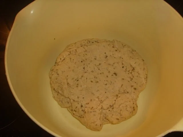 Rezept: Pizza mit Tomate Schinken und Ziegenkäse Bild Nr. 2 Pizza mit Tomate Schinken und Ziegenkäse - Rezept - Bild Nr. 2