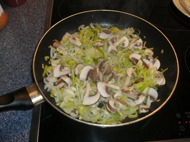 Pute mit einer Tomaten-Mozarella-Haube - Rezept - Bild Nr. 3