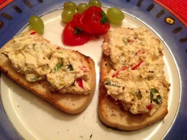 Rezept: Ricotta-Trauben-Paprika-Dip Bild Nr. 3 Ricotta-Trauben-Paprika-Dip - Rezept - Bild Nr. 3