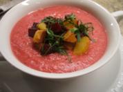 Suppen: Rote-Bete-Kartoffelsuppe mit "Croutons" - Rezept