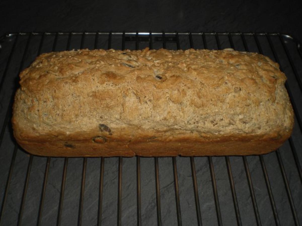 Bilder für Brot-Weizenbrot mit Körnern - Rezept