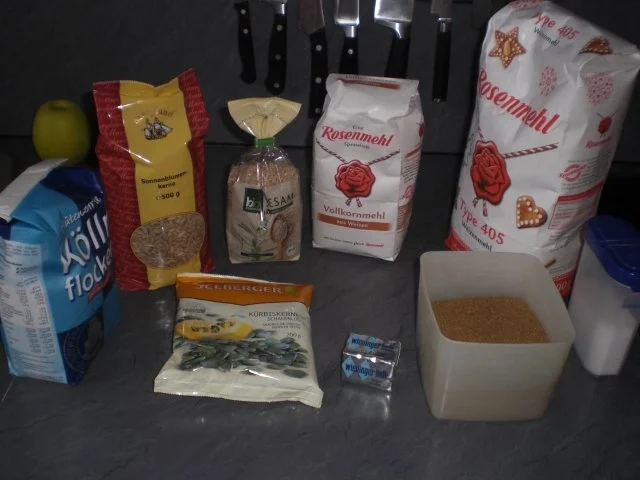 Brot-Weizenbrot mit Körnern - Rezept - Bild Nr. 2