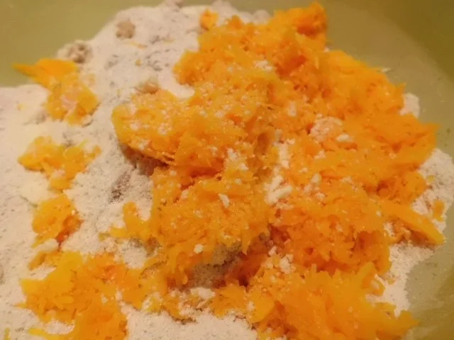 Rezept: Brot/Brötchen: Weizenvollkornbrot mit Kürbis und Speck Bild Nr. 3 Brot/Brötchen: Weizenvollkornbrot mit Kürbis und Speck - Rezept - Bild Nr. 3