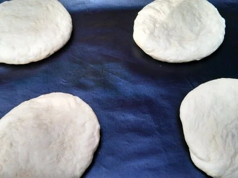 Rezept: Hamburger Buns or Hot Dog Rolls Bild Nr. 2 Hamburger Buns or Hot Dog Rolls - Rezept - Bild Nr. 2