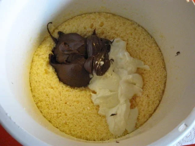 Schoko-Haselnuss-Quark Gugelhupf - Rezept - Bild Nr. 6