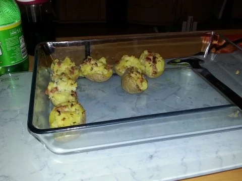 Rezept: Gefüllte Ofenkartoffeln Gefüllte Ofenkartoffeln - Rezept