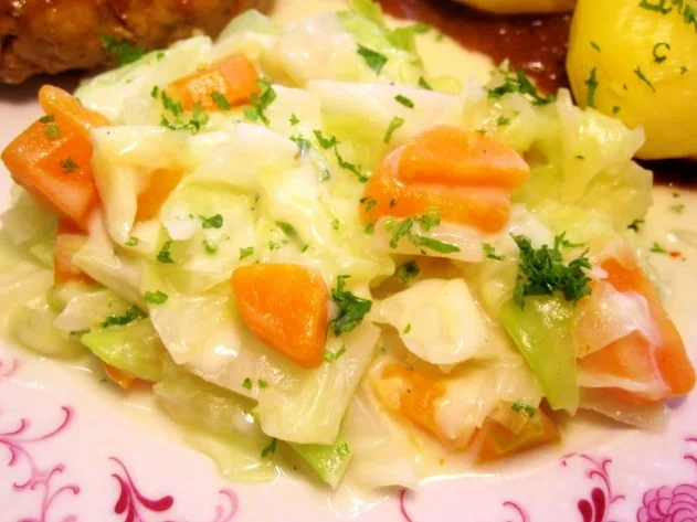 Rezept: Spitzkohl mit Möhrchen Bild Nr. 8 Spitzkohl mit Möhrchen - Rezept - Bild Nr. 8