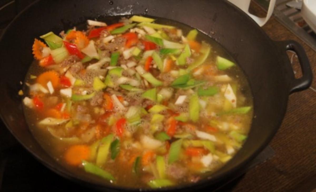 Saure chinesische Suppe mit Mett à la Papa - Rezept - Bild Nr. 7
