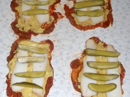 Rezept: Schweineröllchen à la "Oórndrasch", in einer leckeren, sahnigen Sauce (Rzpt. um 2011) Bild Nr. 4 Schweineröllchen à la "Oórndrasch", in einer leckeren, sahnigen Sauce (Rzpt. um 2011) - Rezept - Bild Nr. 4