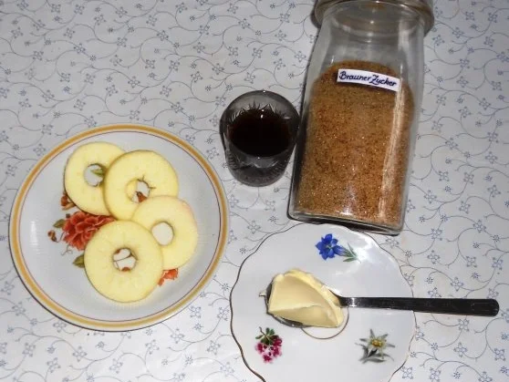 Rezept: Schweineröllchen à la "Oórndrasch", in einer leckeren, sahnigen Sauce (Rzpt. um 2011) Bild Nr. 18 Schweineröllchen à la "Oórndrasch", in einer leckeren, sahnigen Sauce (Rzpt. um 2011) - Rezept - Bild Nr. 18