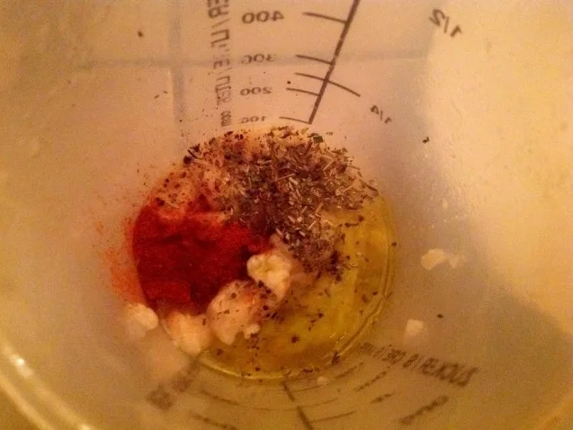 Tomaten-Gurken-Salat mit Mozzarella und Cherimoya-Dressing - Rezept - Bild Nr. 9