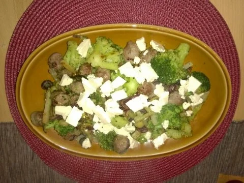 Rezept: Broccoli - Bratwurst Pfanne Broccoli - Bratwurst Pfanne - Rezept