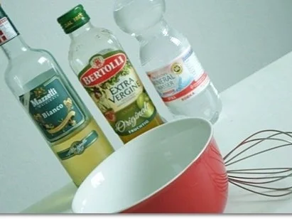 Schafskäse Salat mit Italienischer Kräuter- Vinaigrette nappiert. - Rezept - Bild Nr. 7