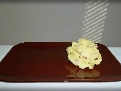 Rezept: Deftiges Eisbein auf Sauerkrautbett mit Kartoffel - Zwiebelstampf Bild Nr. 12 Deftiges Eisbein auf Sauerkrautbett mit Kartoffel - Zwiebelstampf - Rezept - Bild Nr. 12