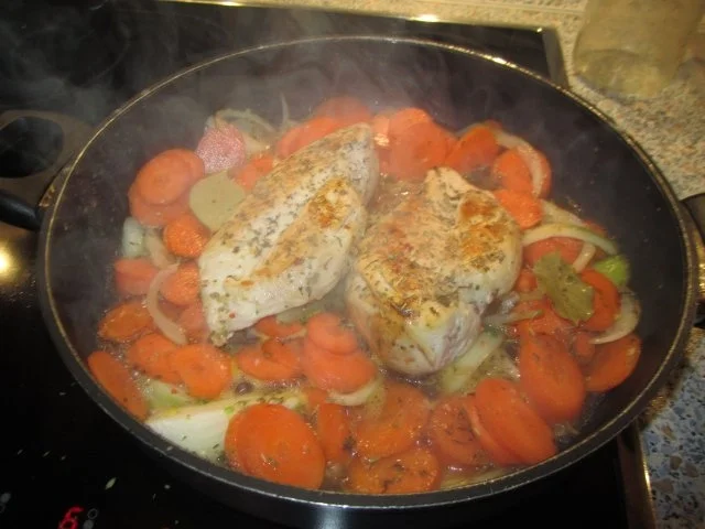 Rezept: Hähnchenbrustfilet auf Möhren - Zwiebelbett Bild Nr. 5 Hähnchenbrustfilet auf Möhren - Zwiebelbett - Rezept - Bild Nr. 5