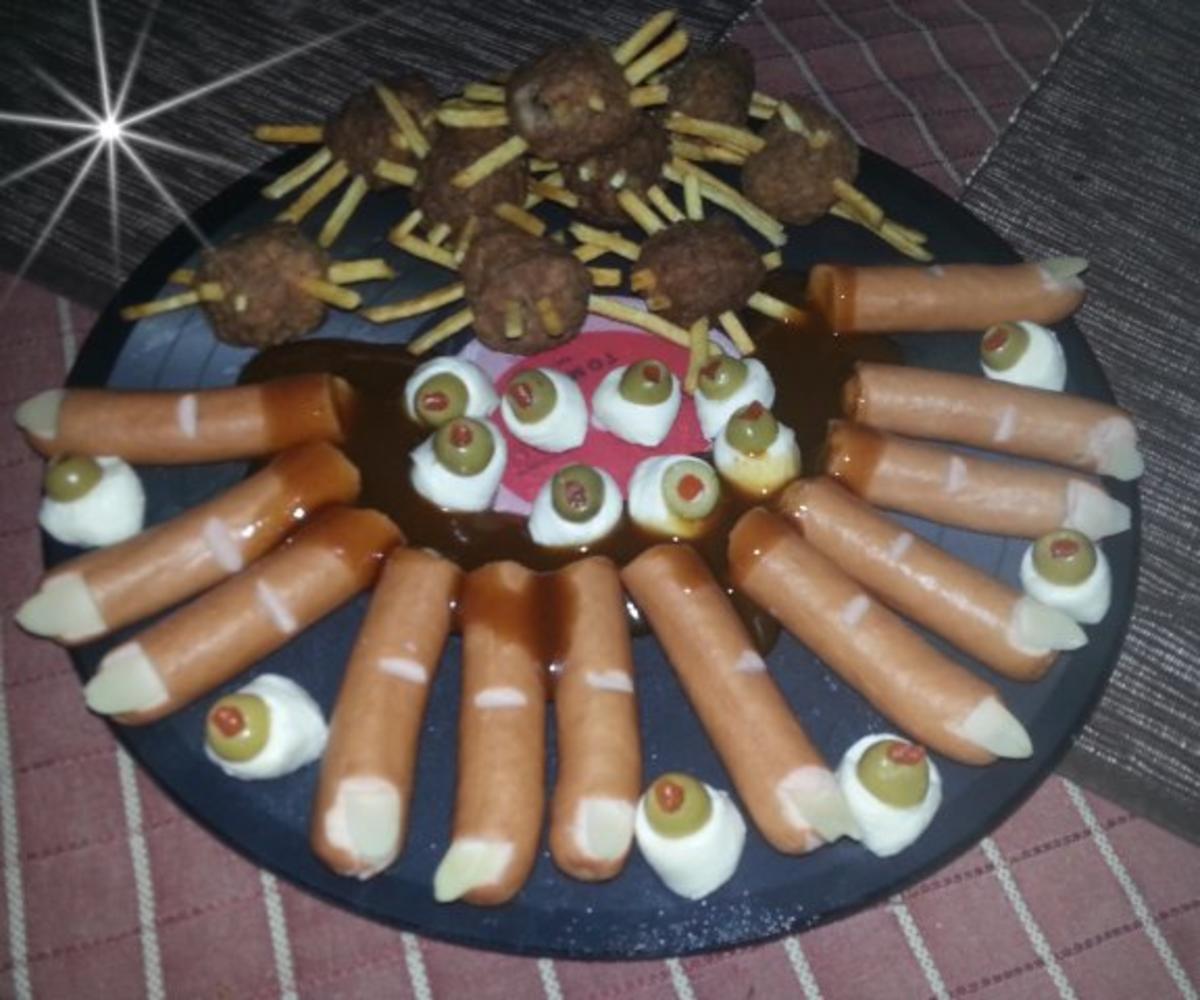 Bilder für Halloween Platte: Gruselfinger, Zombieaugen und Hexenspinnen - Rezept