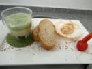 Weiße Tomatensuppe mit Basilikumschaum und Jakobsmuscheln - Rezept