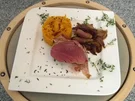 Kalb im Schweinspelz auf Balsamico-Schalotten mit Süßkartoffelpüree - Rezept