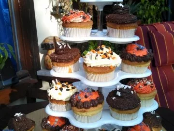 Rezept: Vanille Cupcakes / Buttercreme Bild Nr. 7 Vanille Cupcakes / Buttercreme - Rezept - Bild Nr. 7