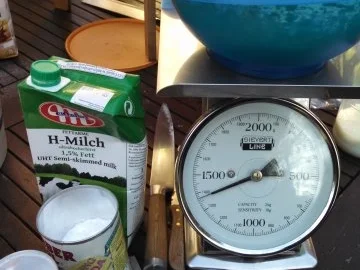 Rezept: Vanille Cupcakes / Buttercreme Bild Nr. 3 Vanille Cupcakes / Buttercreme - Rezept - Bild Nr. 3