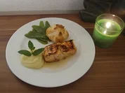 Zweierlei Lachs in Caipirinha-Marinade mit Kaiserschoten und Kokos-Kartoffelpüree - Rezept