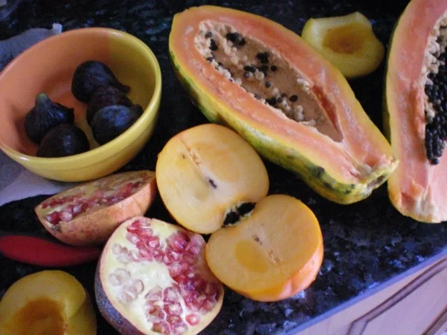 Rezept: Obstsalat "Tropical" Bild Nr. 3 Obstsalat "Tropical" - Rezept - Bild Nr. 3