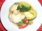 Käseschwemmklößchen in Gemüseeintopf - Rezept