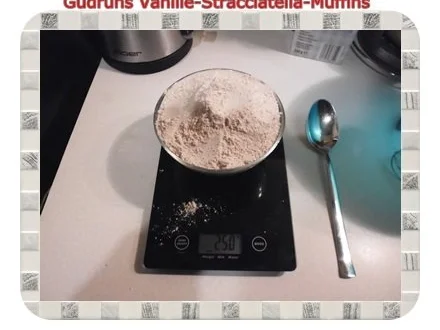 Muffins: Vanille-Stracciatella-Muffins - Rezept - Bild Nr. 3