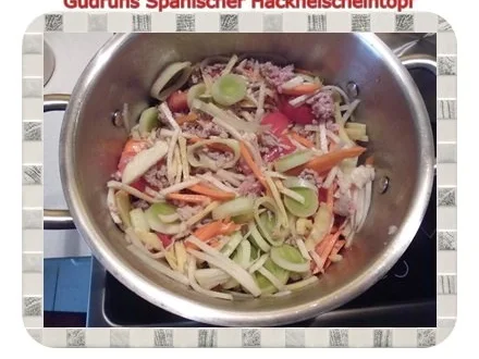 Rezept: Eintopf: Spanischer Hackfleischeintopf Bild Nr. 11 Eintopf: Spanischer Hackfleischeintopf - Rezept - Bild Nr. 11