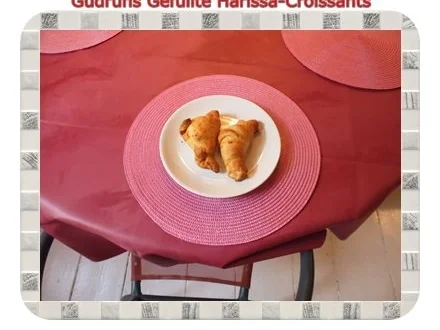 Rezept: Frühstück: Gefüllte Harissa-Croissants Bild Nr. 9 Frühstück: Gefüllte Harissa-Croissants - Rezept - Bild Nr. 9