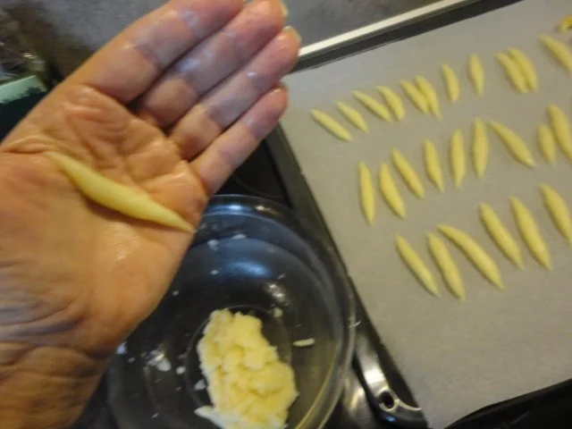 Rezept: Wachauer Veltliner-Stangerl Bild Nr. 8 Wachauer Veltliner-Stangerl - Rezept - Bild Nr. 8