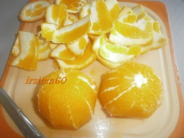 Rezept: Espresso – Creme mit beschwipsten Orangenfilets Bild Nr. 3 Espresso – Creme mit beschwipsten Orangenfilets - Rezept - Bild Nr. 3