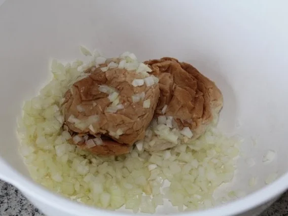 Fischboulette, Fischfrikadelle, Fischhuller, Fischtätschli, Fischpflanzerl, Fischküchle - Rezept - Bild Nr. 2