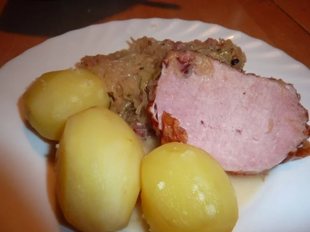 Rezept: FL/Schwein: Sauerkraut mit Kasseler Bild Nr. 8 FL/Schwein: Sauerkraut mit Kasseler - Rezept - Bild Nr. 8