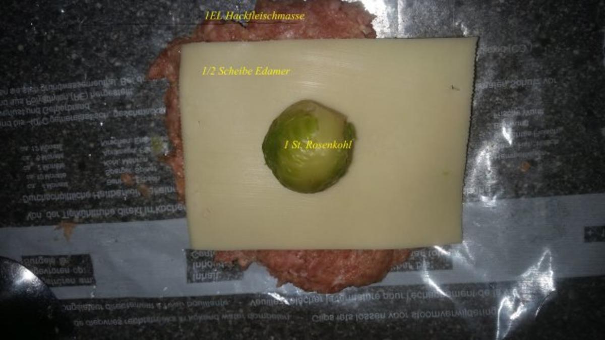 Fleisch: Frikadellen gefüllt mit Rosenkohl und Edamer, an einer Weißwein - Kapernsoße - Rezept - Bild Nr. 6