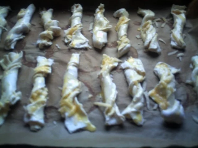 Käse-Gebäck aus Blätterteig - Rezept - Bild Nr. 6
