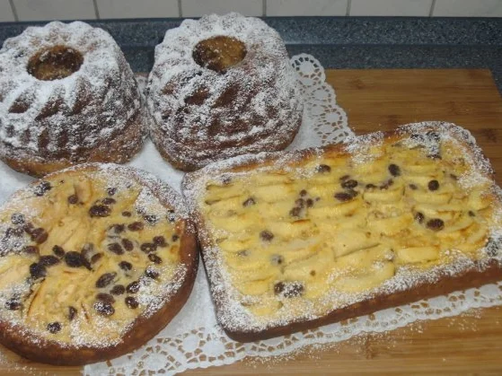 Rezept: Mini - Apfelkuchen mit Rahmguss im Doppelpack Bild Nr. 2 Mini - Apfelkuchen mit Rahmguss im Doppelpack - Rezept - Bild Nr. 2